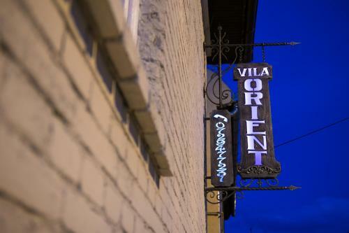 Hostal Vila Orient