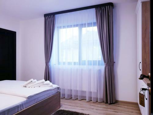 Hostal Pensiunea Aida