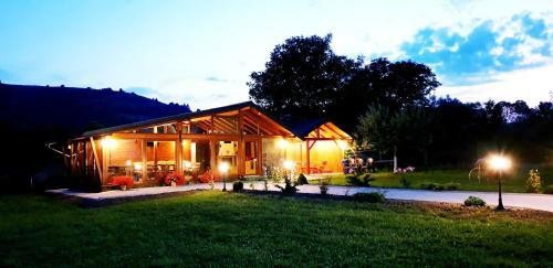 Hostal Pensiunea Aida