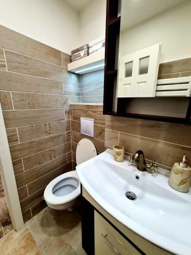 Best Apartment Central