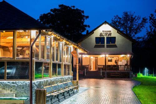 Hostal Pensiunea Surya
