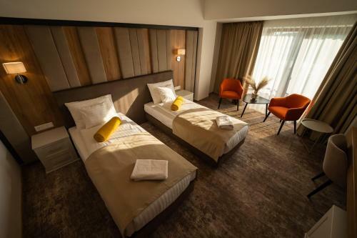 Hotel River