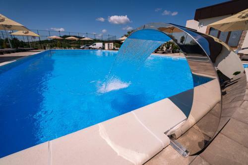 Hotel River