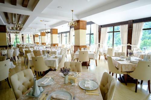 Hotel Poezia