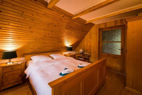 Chalet M
