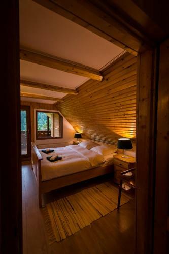 Chalet M