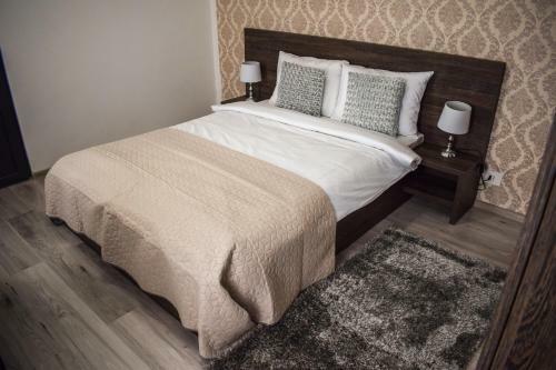 Hotel B House Rooms