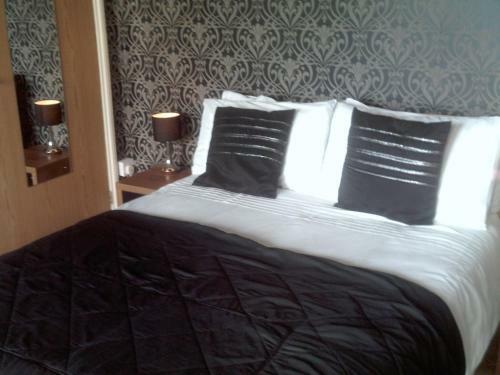 Mowbray Apartments
