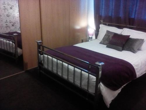 Mowbray Apartments