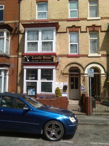 Hostal Leeds House Guest House