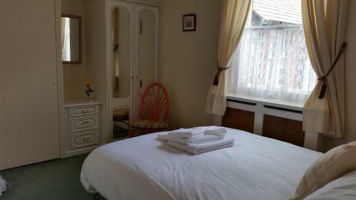 Hostal The Seacourt