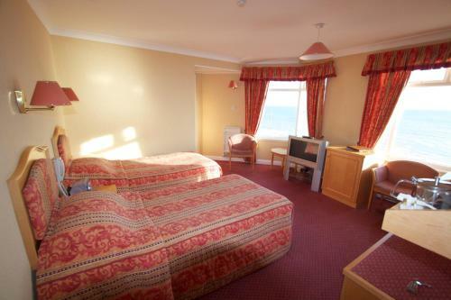 Expanse Hotel