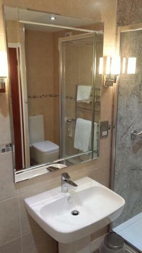 Expanse Hotel