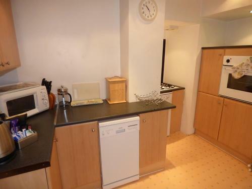 Carlton Apartments