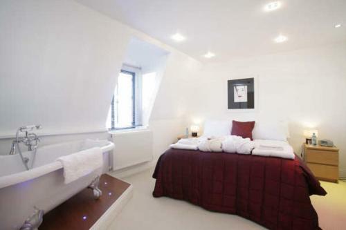 Carlton Apartments