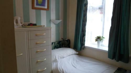 Hostal Brentwood House