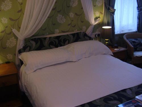 Hostal Brentwood House