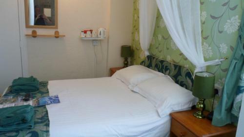 Hostal Brentwood House