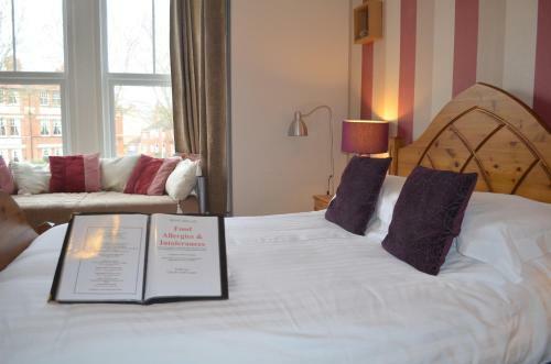 Hostal Mont Millais