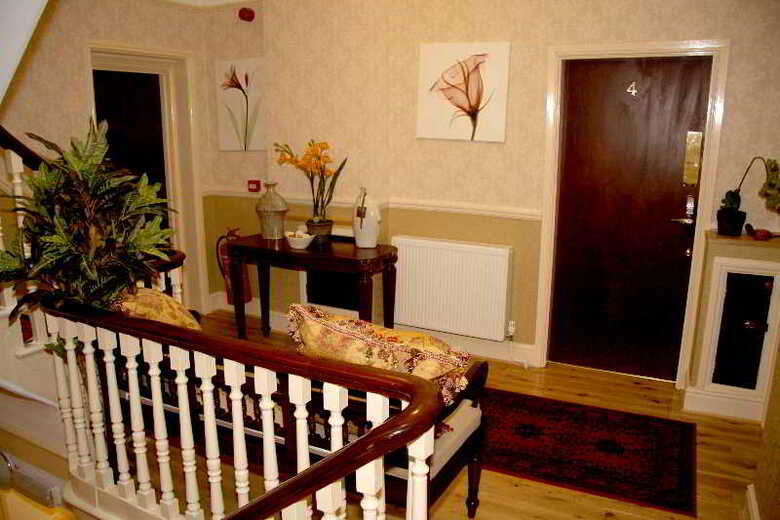 Hostal Beech Mount Grove Suites