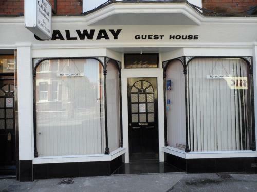 Hostal Galway Guest House