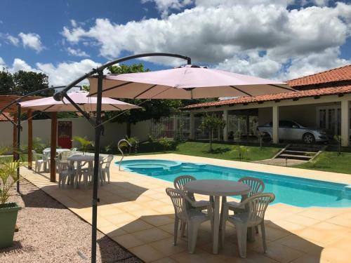 Hostal Suites Bougainville