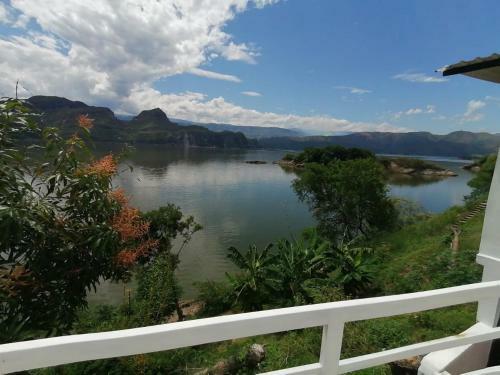 Isla Palomar Prado Tolima