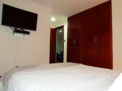 Apartamento Amoblado Pasto + Directv Gold + Internet 10 Gb, Cerca A Unicentro
