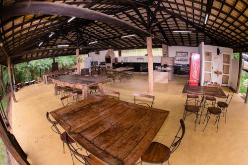 Villa H2 Casa Rosada - Hospedagem, Lazer E Eventos