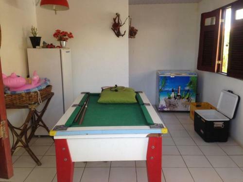 Excelente Casa Na Praia Do Coqueiro Com 5 Su�tes A 100m Da Praia