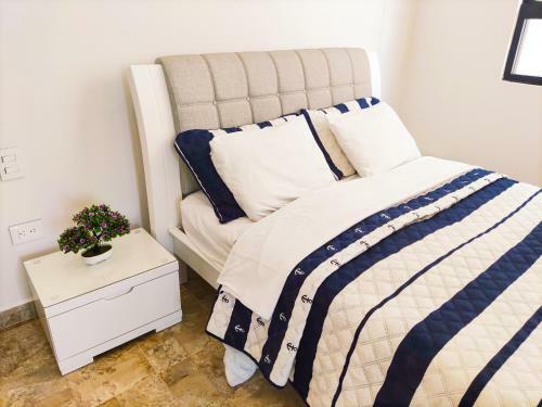 Apartamento Vista Al Mar, Piscina, Jacuzzi Lovely