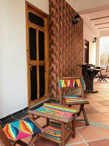 Hostal Donama River