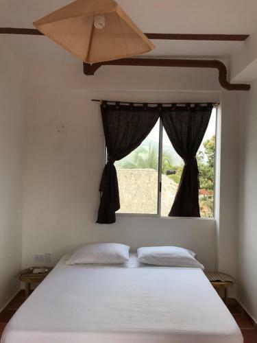 Hostal Donama River
