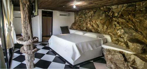 Palo Santo Hostal
