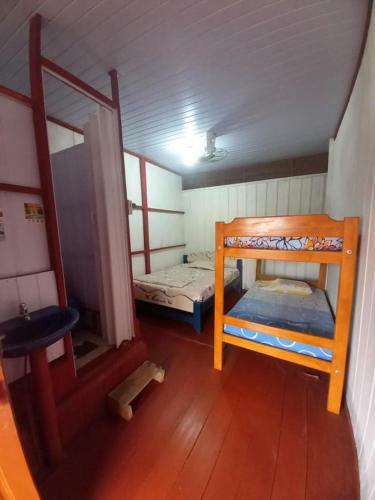 Hostal Y Artesanias Tachiwa