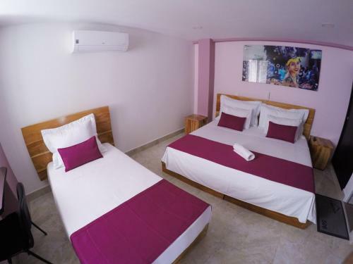 Kamaleb Farallones Hotel