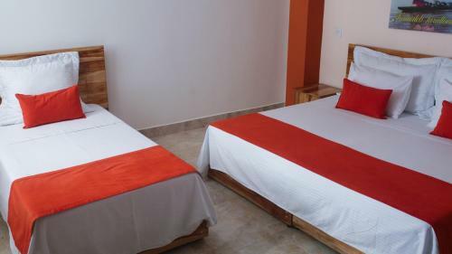 Kamaleb Farallones Hotel