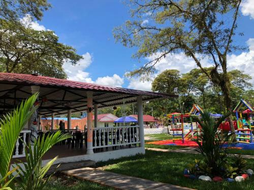 Apartamento Finca Caba�as American Dream