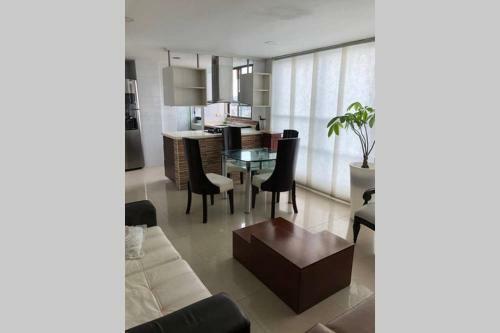 Apartamento Amoblado Con Excelente Ubicaci�n