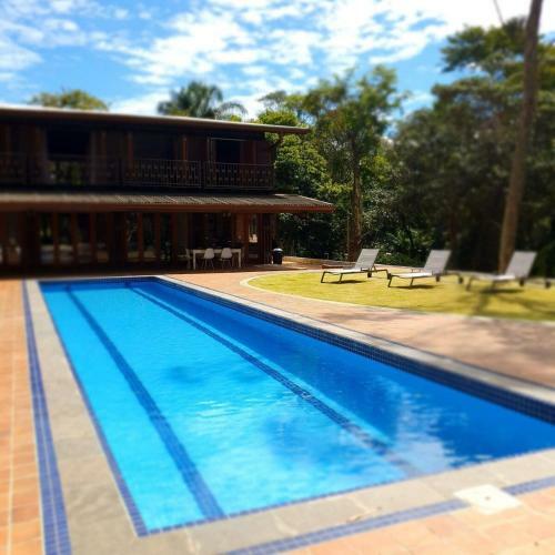 Casa de Luxo No Campo Na Fazendinha.