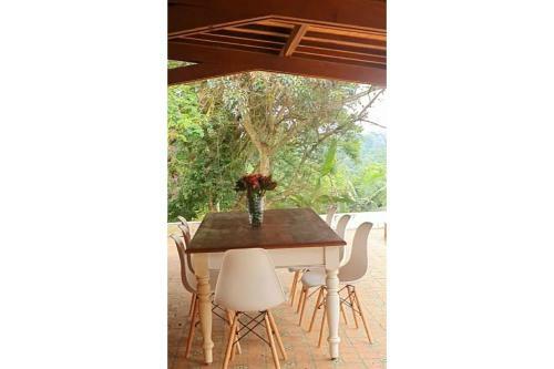 Casa de Luxo No Campo Na Fazendinha.