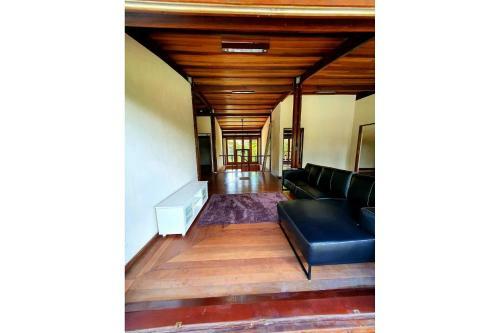 Casa de Luxo No Campo Na Fazendinha.
