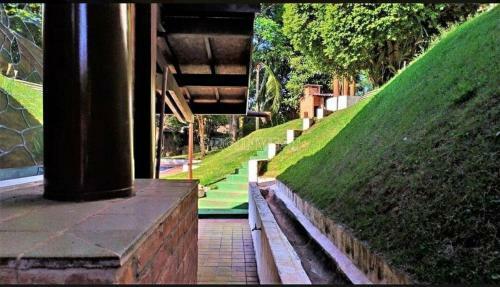 Casa de Luxo No Campo Na Fazendinha.