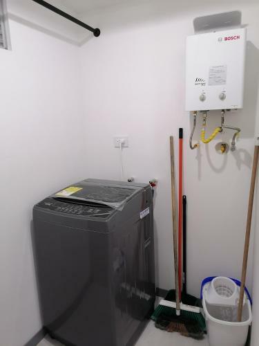 Apartamento 4 Alcobas Apto Amoblado Piscina Enseguida Unicentro