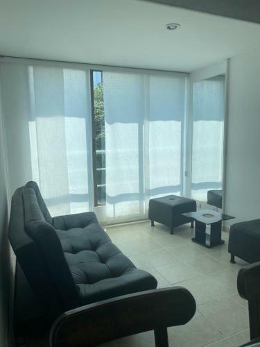 Apartaestudio Amoblado Con Excelente Ubicacion