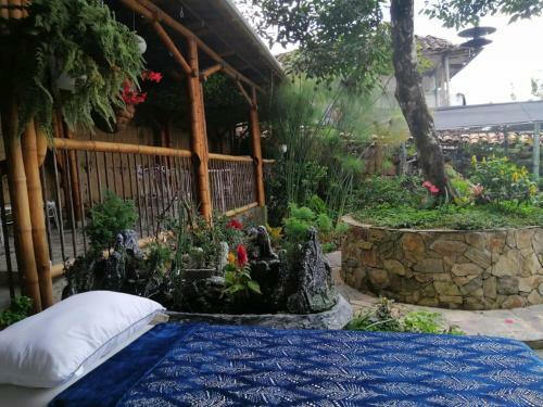 Hotel Salamina Highs