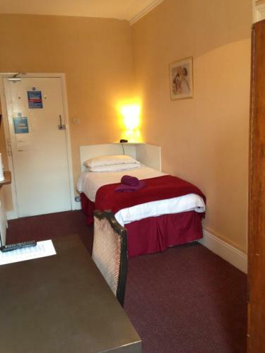 Abbey Lodge Hotel - B&B