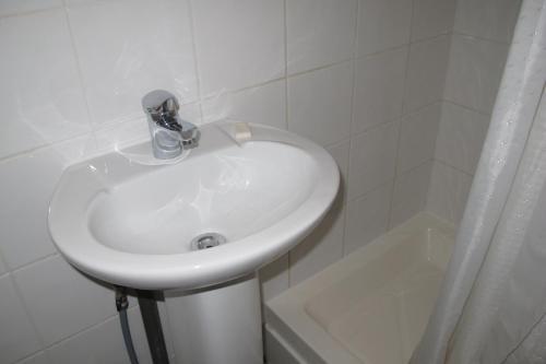 Hostal Chiswick Court Hotel - B&B