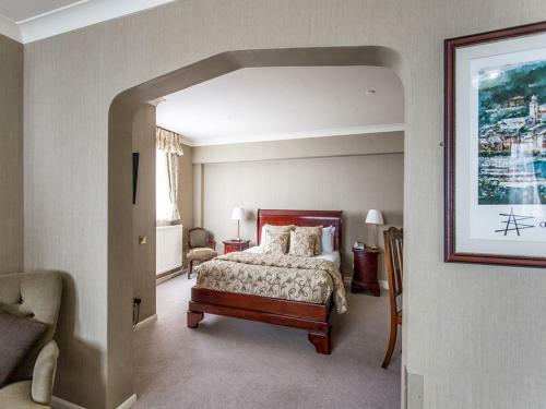 The Clarendon Hotel
