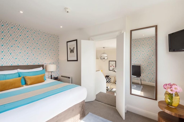 The Apartments, Chelsea